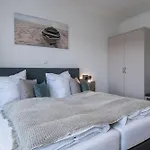 Apartamento Westside Arthotel 222 4*